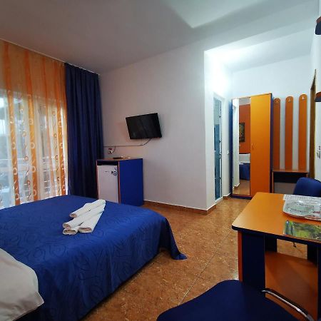 Hotel Vila Oranj Costinesti Exterior foto