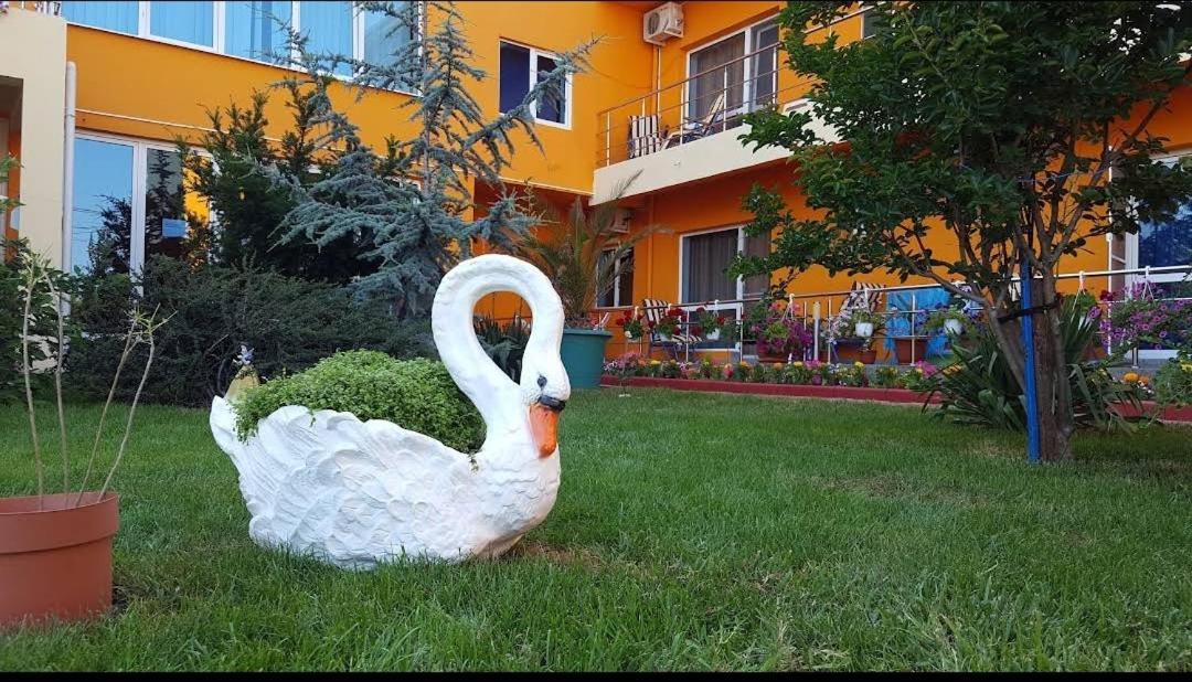 Hotel Vila Oranj Costinesti Exterior foto